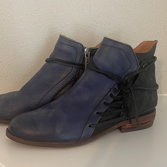 Anthropologie Veracruz leather Wrap Ankle Boots blue size 37 6 - Picture 6 of 12